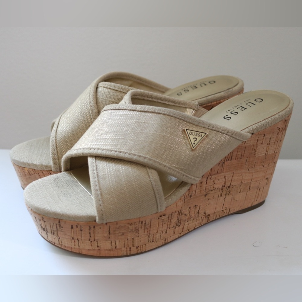Guess Factory Cloys Summer Wedges Gold 710 Size 8.5 Style GFCLOYS2 Cork Platform